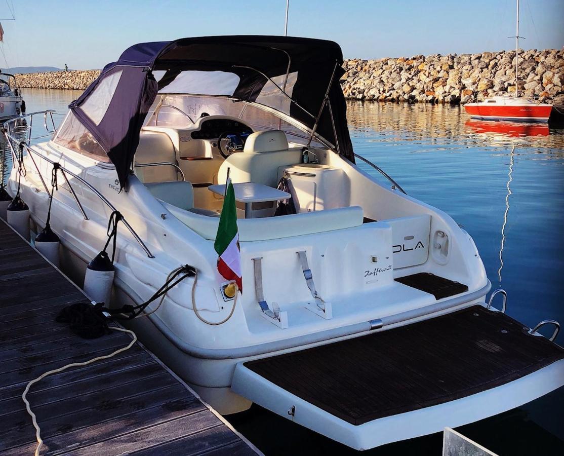 Bateau-hôtel Bea Boat Charter Menton