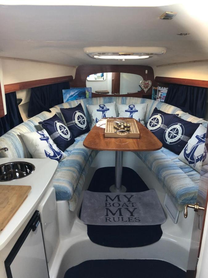 Bea Boat Charter Menton